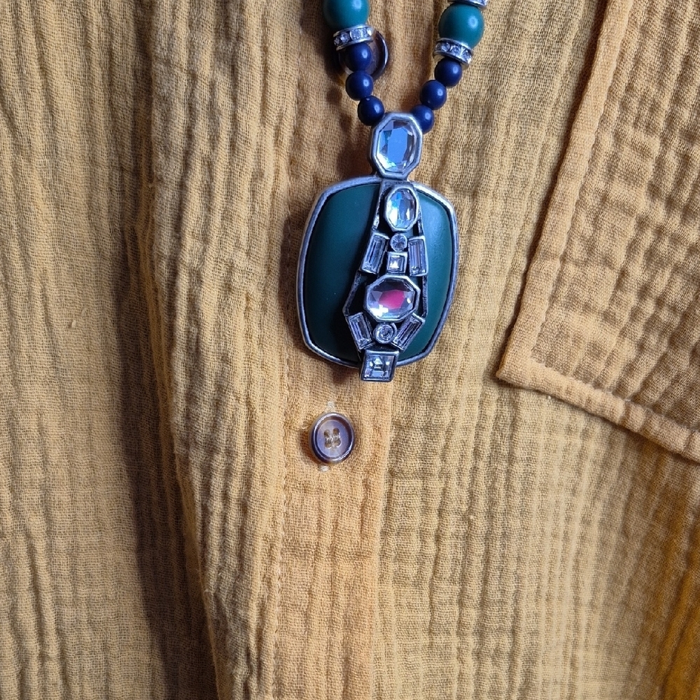 Lia Sophia Dark Purple and Green Necklace With Rhinestone Accents (j67) - Picture 2 of 6